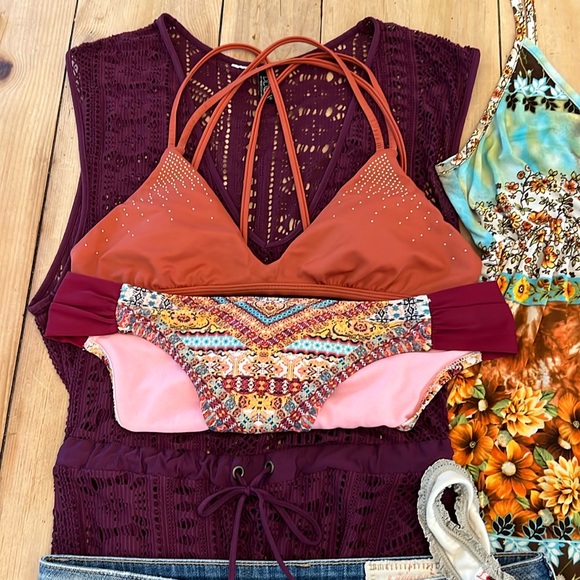 SUMMER SALE LOT ๐ Swimsuits/Coverups, Dresses, Tops/Bottoms 12 for $125 - Picture 6 of 10